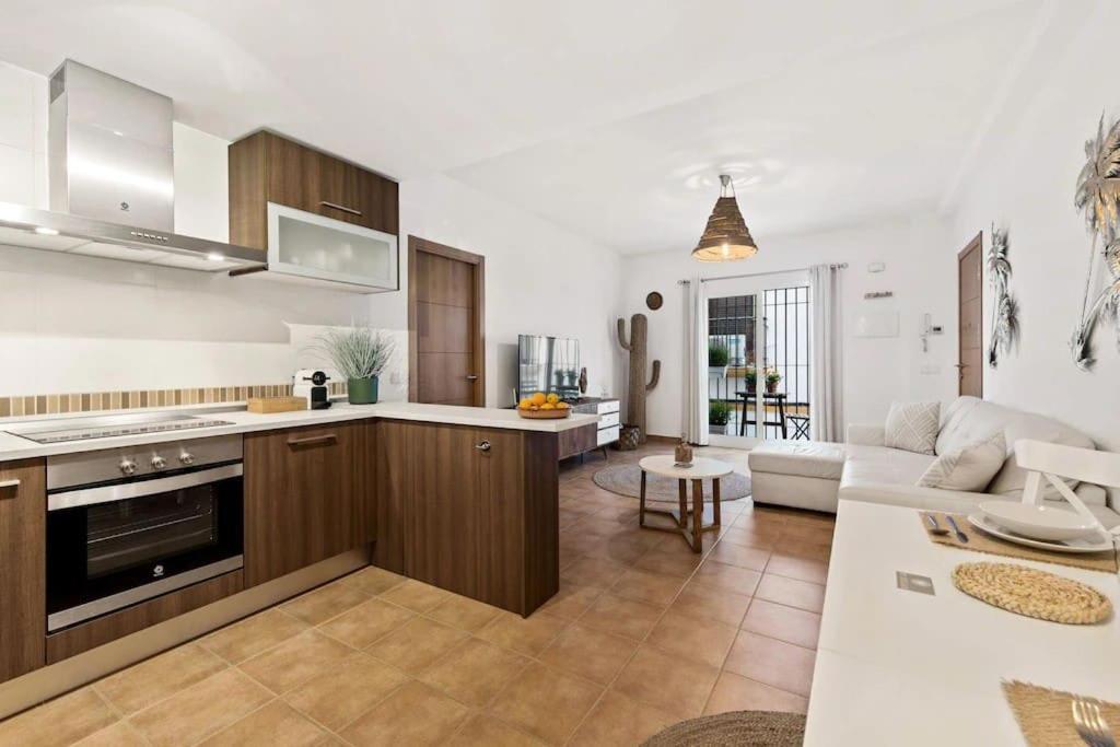 Luxe Appartement, Centrum Marbella, Vlak Aan Zee! Extérieur photo